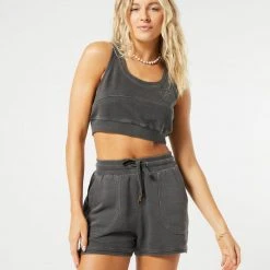 L*Space Out Of Bounds Top ACTIVE