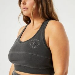 L*Space Out Of Bounds Top ACTIVE