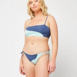 L*Space Color Block Ari Bikini Top SWIM 25 L*Space Color Block Ari Bikini Top SWIM