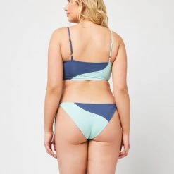 L*Space Color Block Ari Bikini Top SWIM 28 L*Space Color Block Ari Bikini Top SWIM