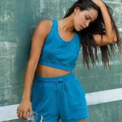 L*Space Out Of Bounds Top ACTIVE