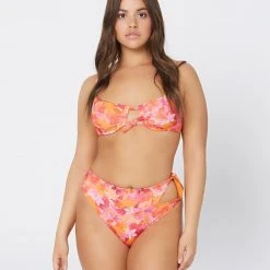 L*Space Eco Chic Econyl® Rose Bikini Top SWIM