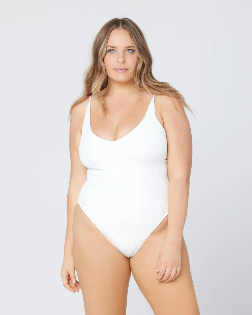 L*Space Pointelle Rib Gianna One Piece Swimsuit 38 L*Space Pointelle Rib Gianna One Piece Swimsuit