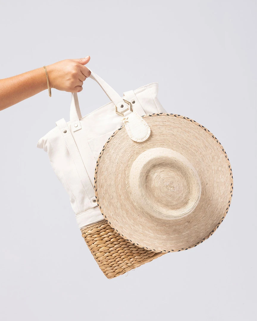 L*Space LSPACE X Lindsay Albanese TOPTOTE ACCESSORIES 13 L*Space LSPACE X Lindsay Albanese TOPTOTE ACCESSORIES