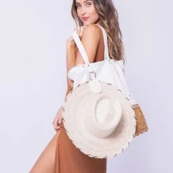 L*Space LSPACE X Lindsay Albanese TOPTOTE ACCESSORIES 23 L*Space LSPACE X Lindsay Albanese TOPTOTE ACCESSORIES