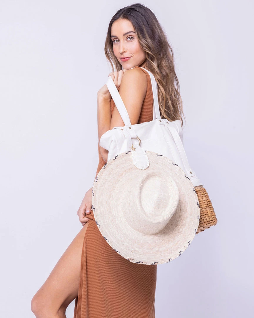 L*Space LSPACE X Lindsay Albanese TOPTOTE ACCESSORIES 12 L*Space LSPACE X Lindsay Albanese TOPTOTE ACCESSORIES